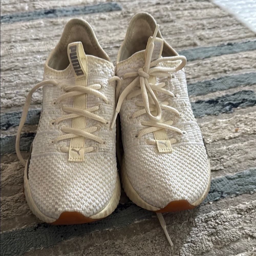 Puma Women's Cream Sneakers